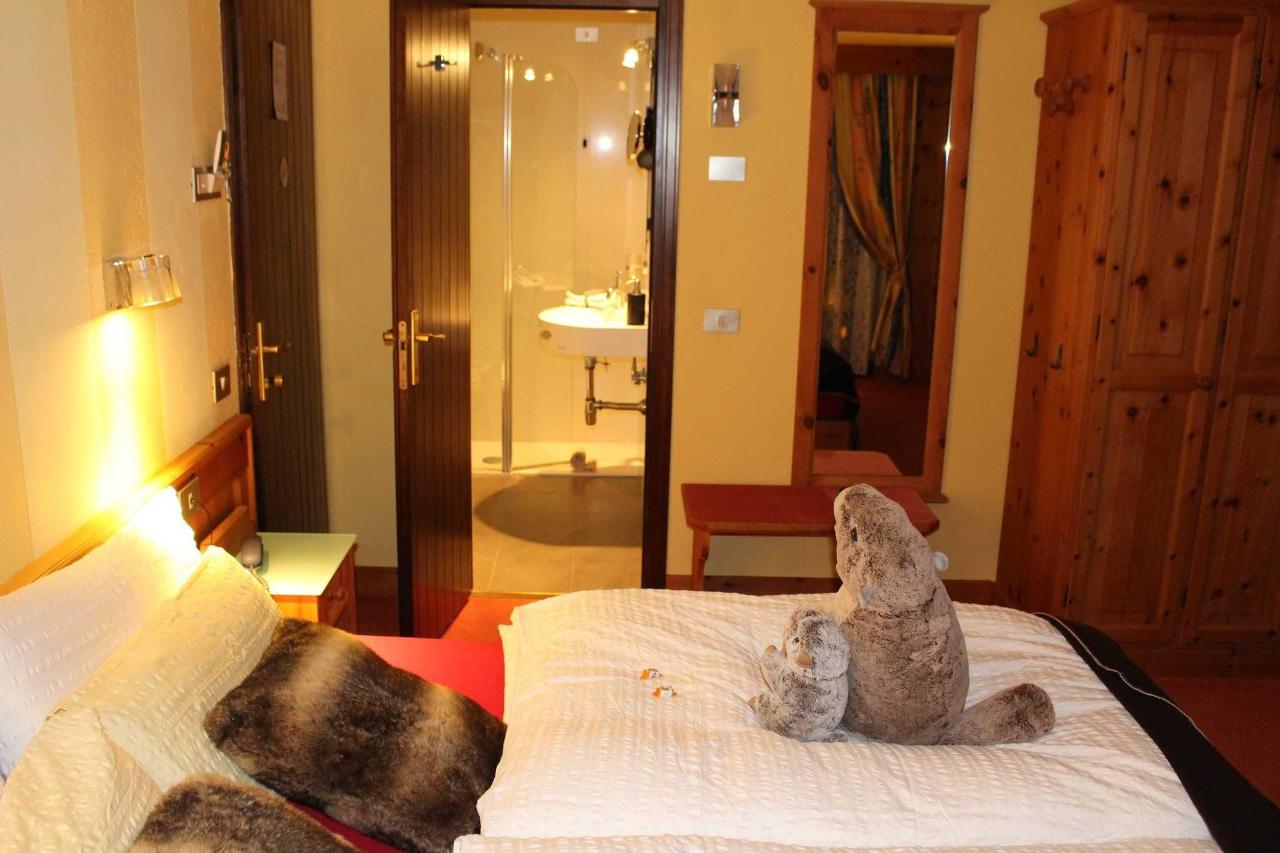Standard Double or Twin Room with Balcony8